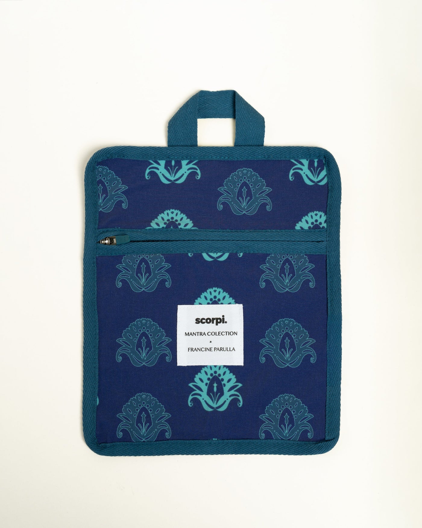 GORRO UNISEX CLÍNICO MANTRA